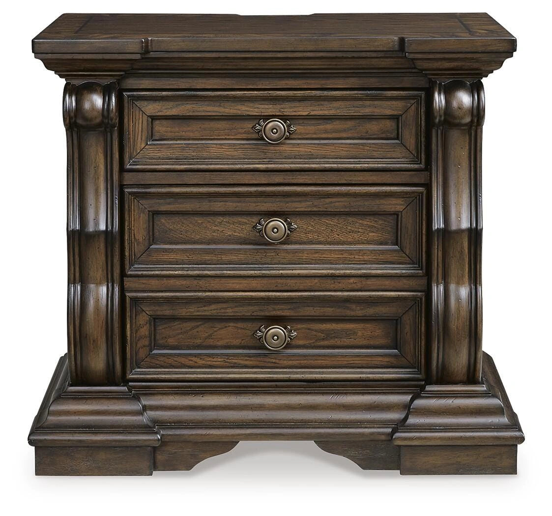 Maylee Bedroom Set