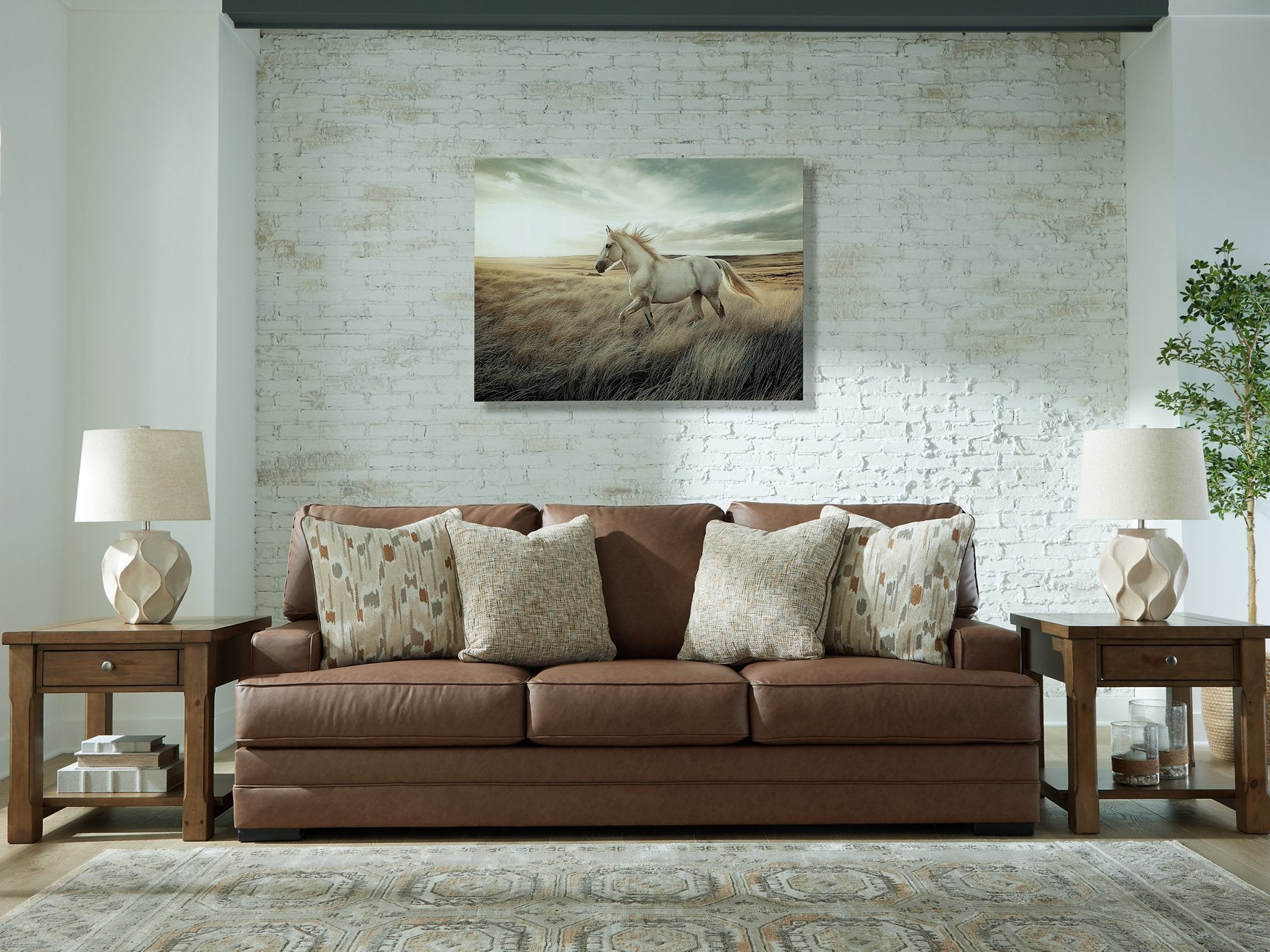 VillaCourt Sofa
