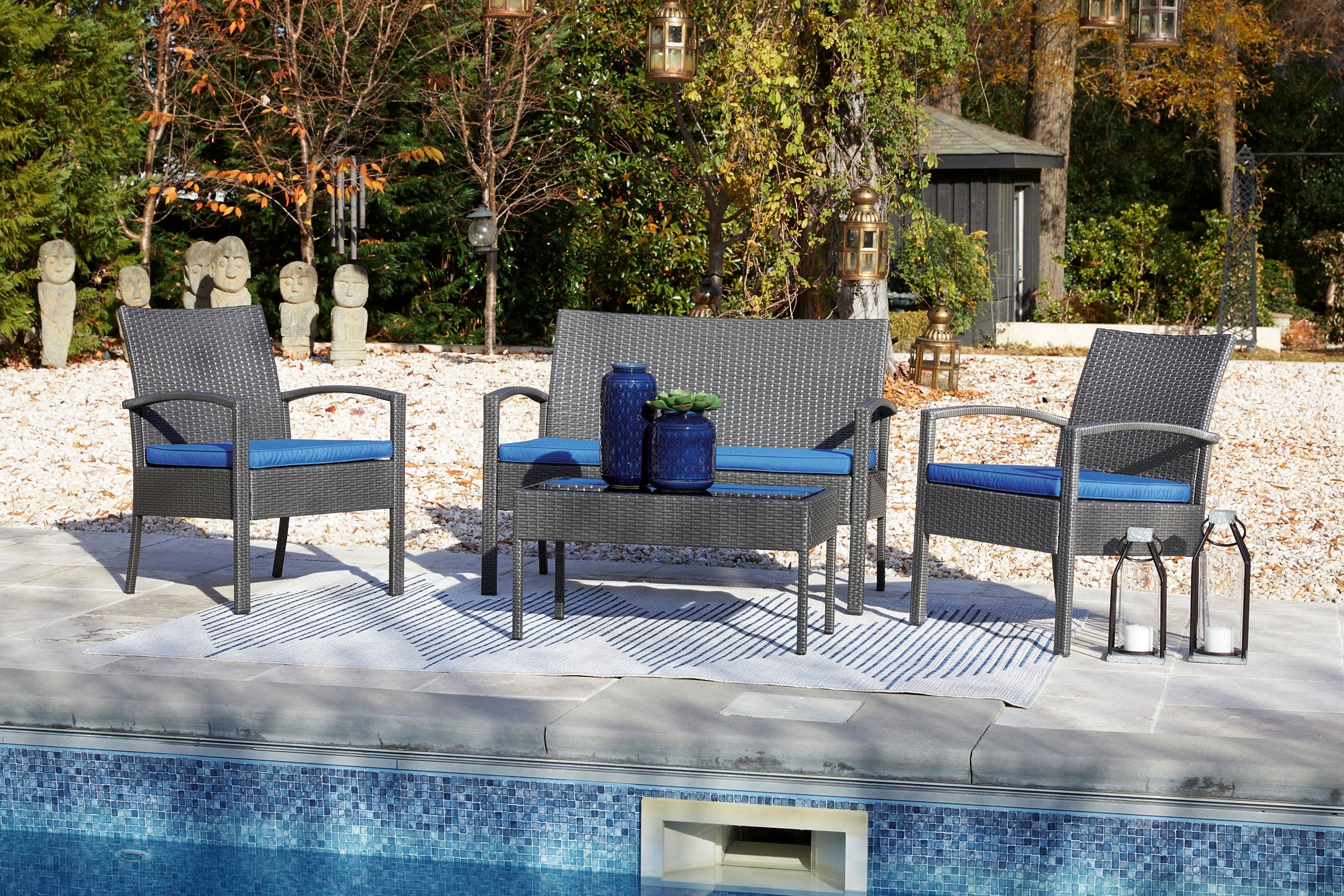 Alina Outdoor Love/Chairs/Table Set (Set of 4)