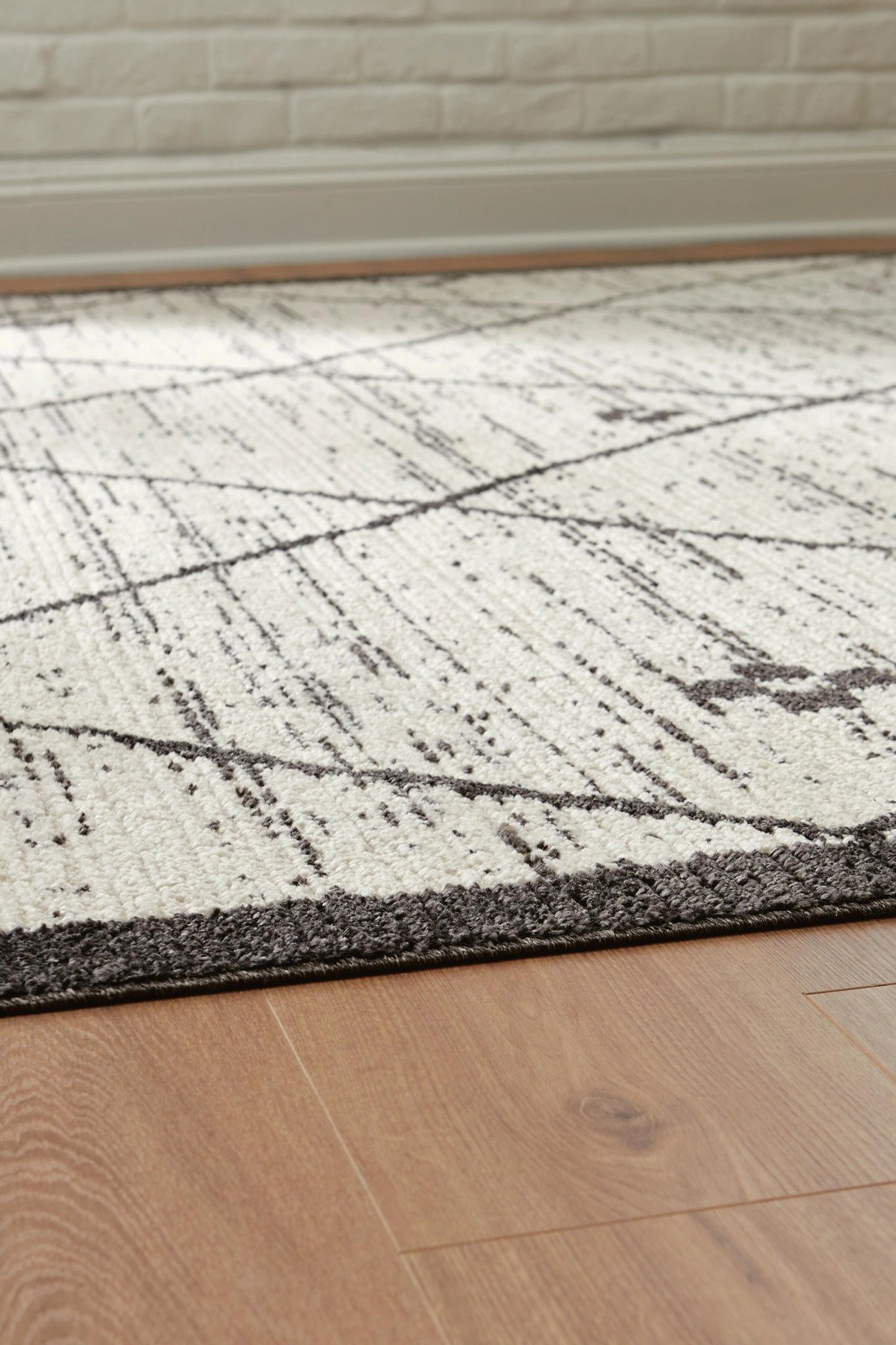 Fenriston Rug Large