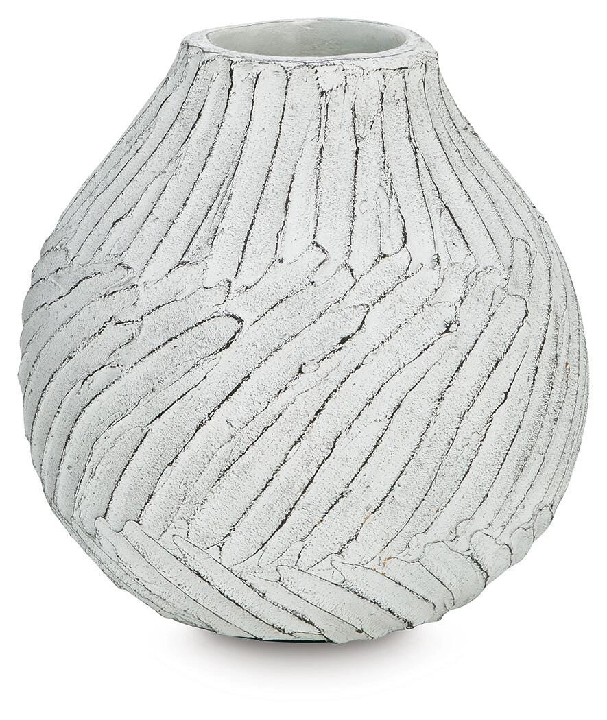 Shelvie Vase