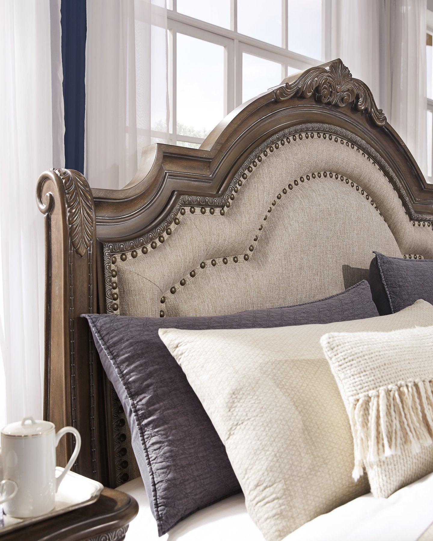 Charmond Upholstered Bed