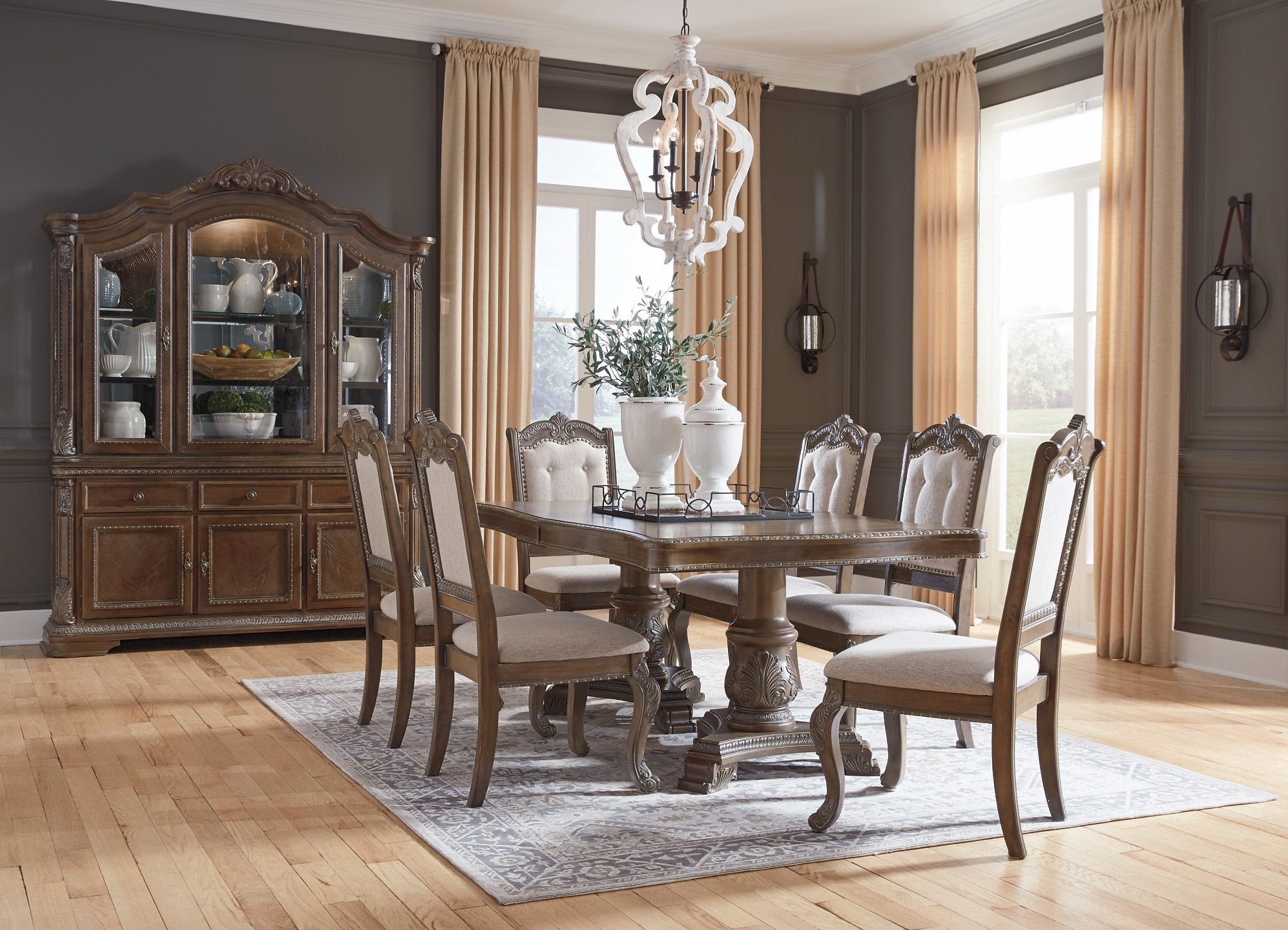 Charmond Dining Set