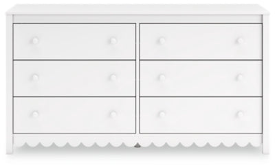 Hallityn Dresser