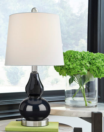 Makana Table Lamp