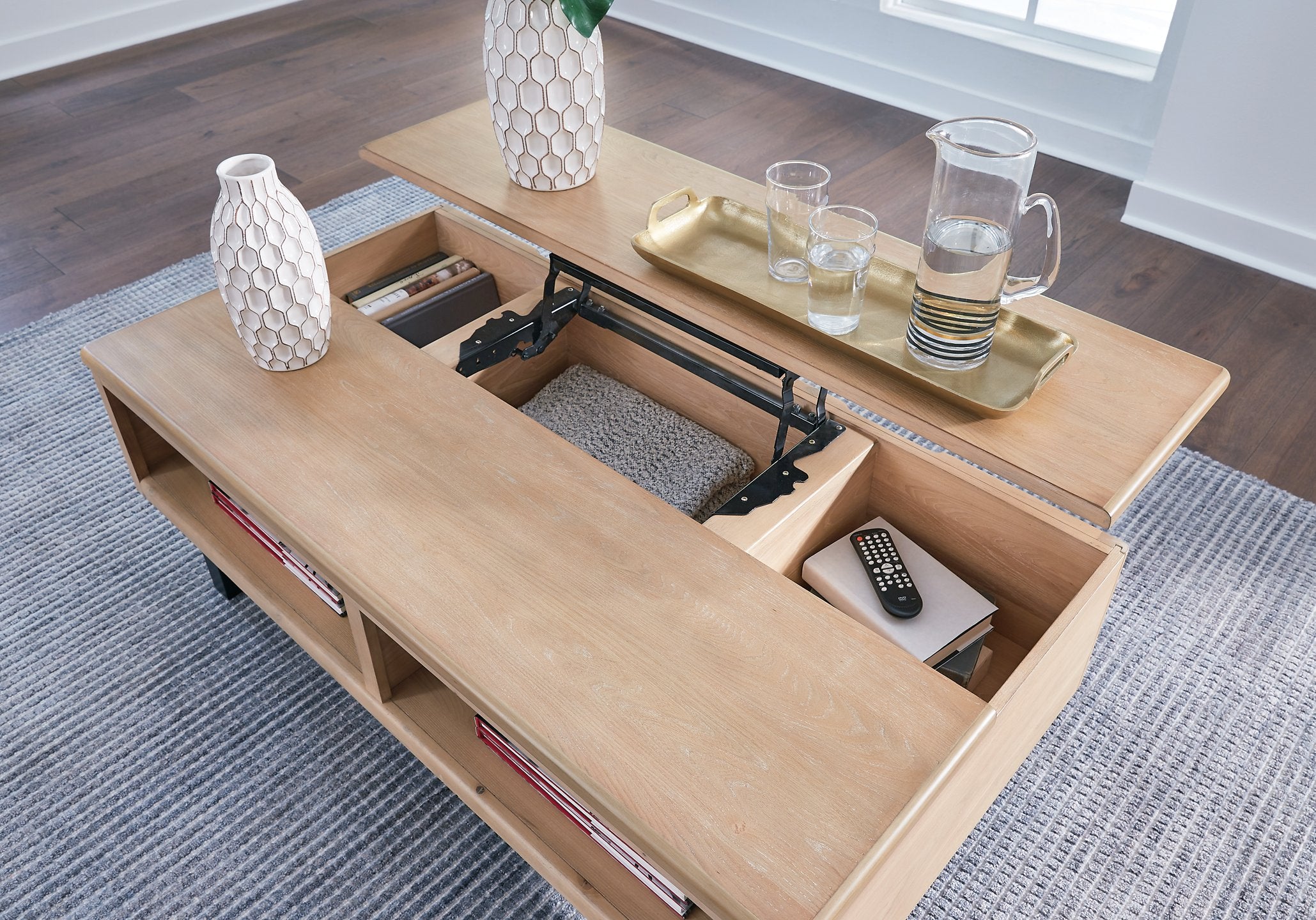 Freslowe Lift-Top Coffee Table