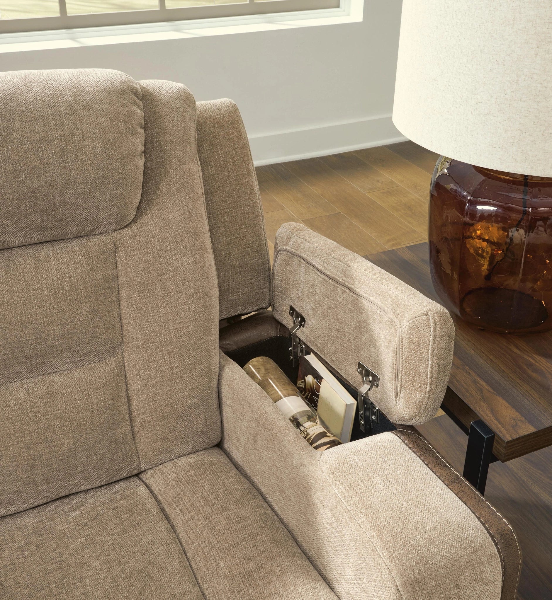 Mixed Motion Recliner