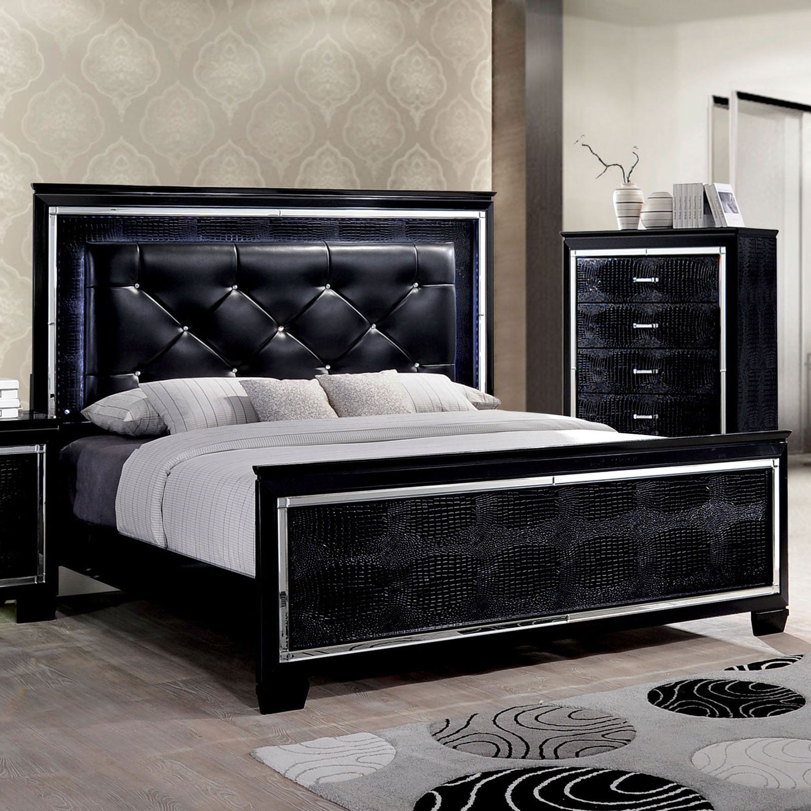BELLANOVA Black Queen Bed image